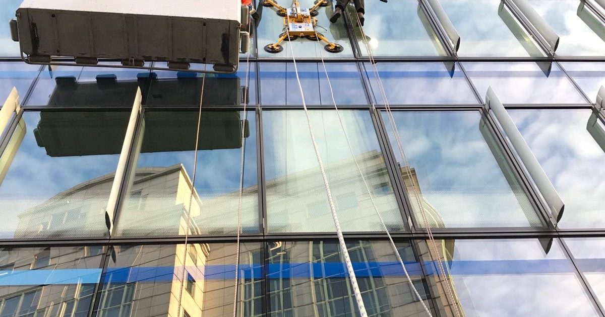 Rope Access High Level Commercial Glazing Repairs Glre 8415